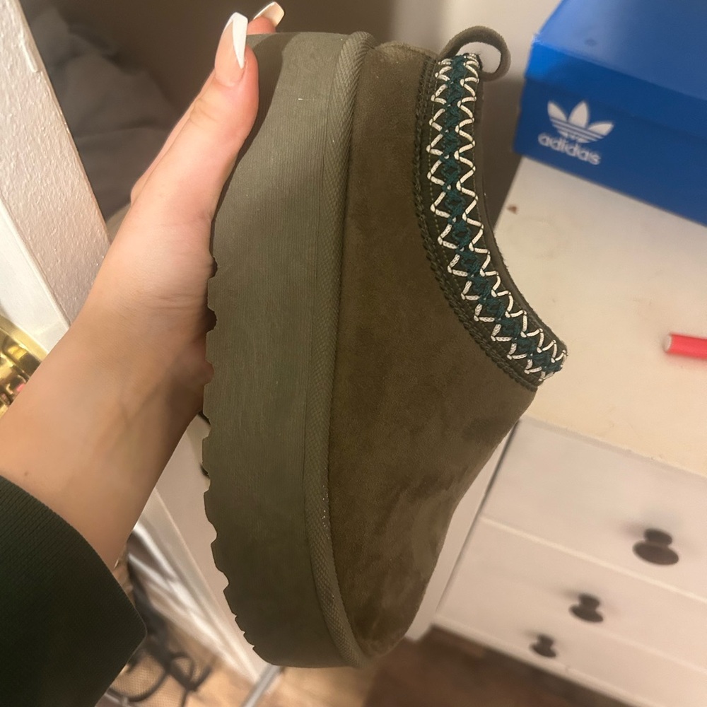 Adidas Women's Olive Green Casual Shoes